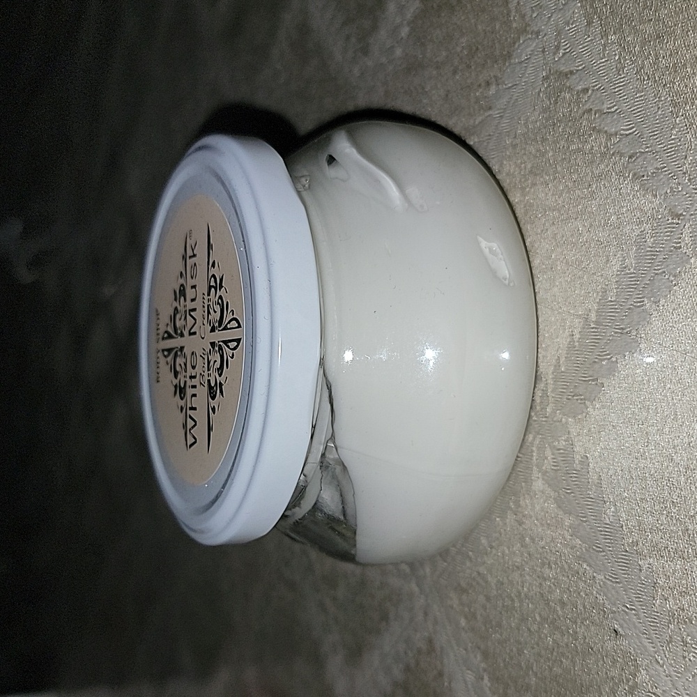 Body Shop White Musk Body Cream